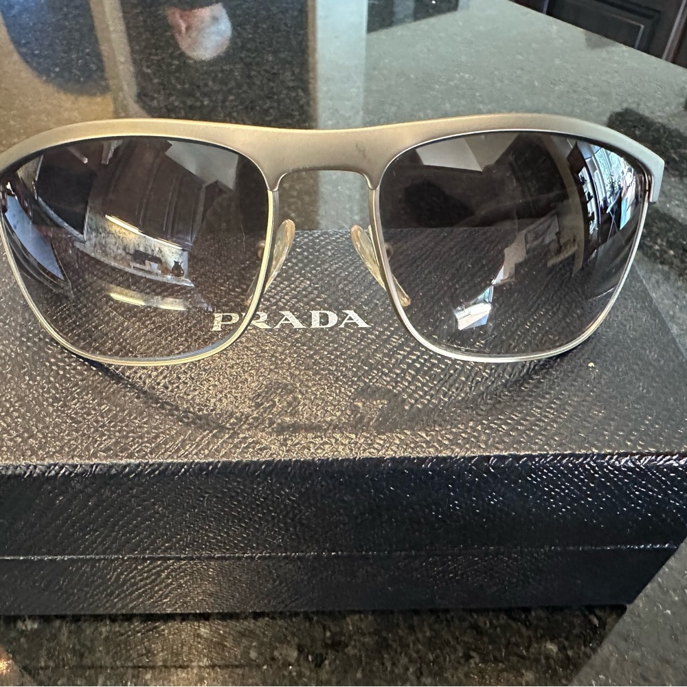 NIB PRADA Sunglasses Men’s w/box color gunmetal